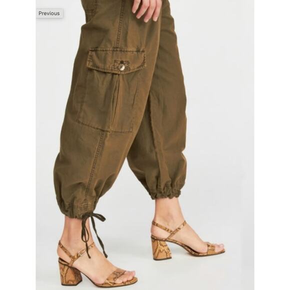 (6) $168 Free People Women's Fly Away Parachute Cargo Pants High-Rise Slouchy - Picture 5 of 8